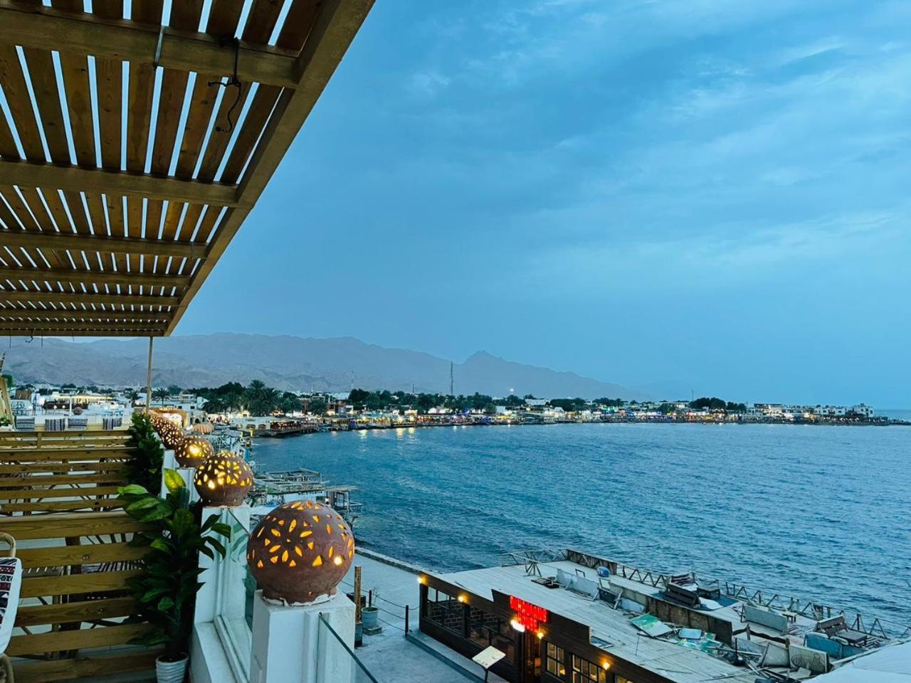 Club Red Dahab Motel Exteriör bild
