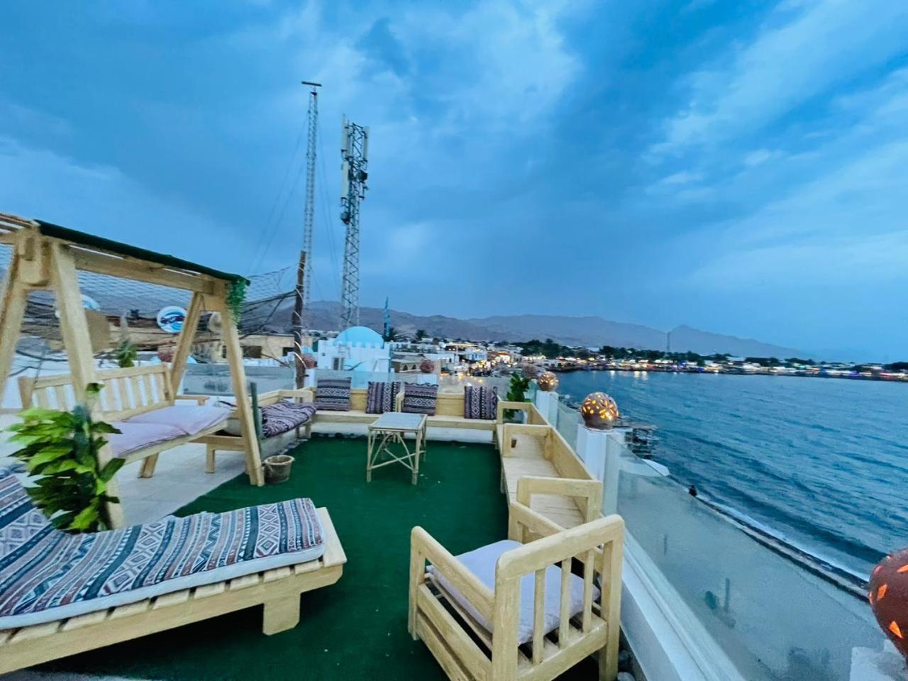 Club Red Dahab Motel Exteriör bild