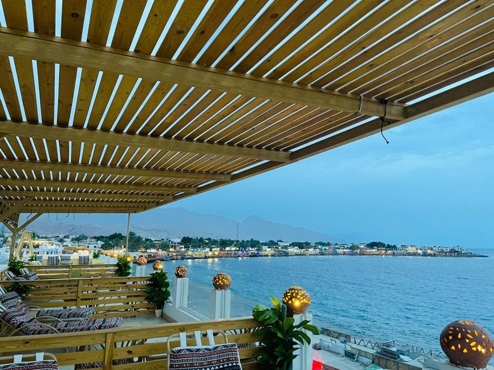Club Red Dahab Motel Exteriör bild