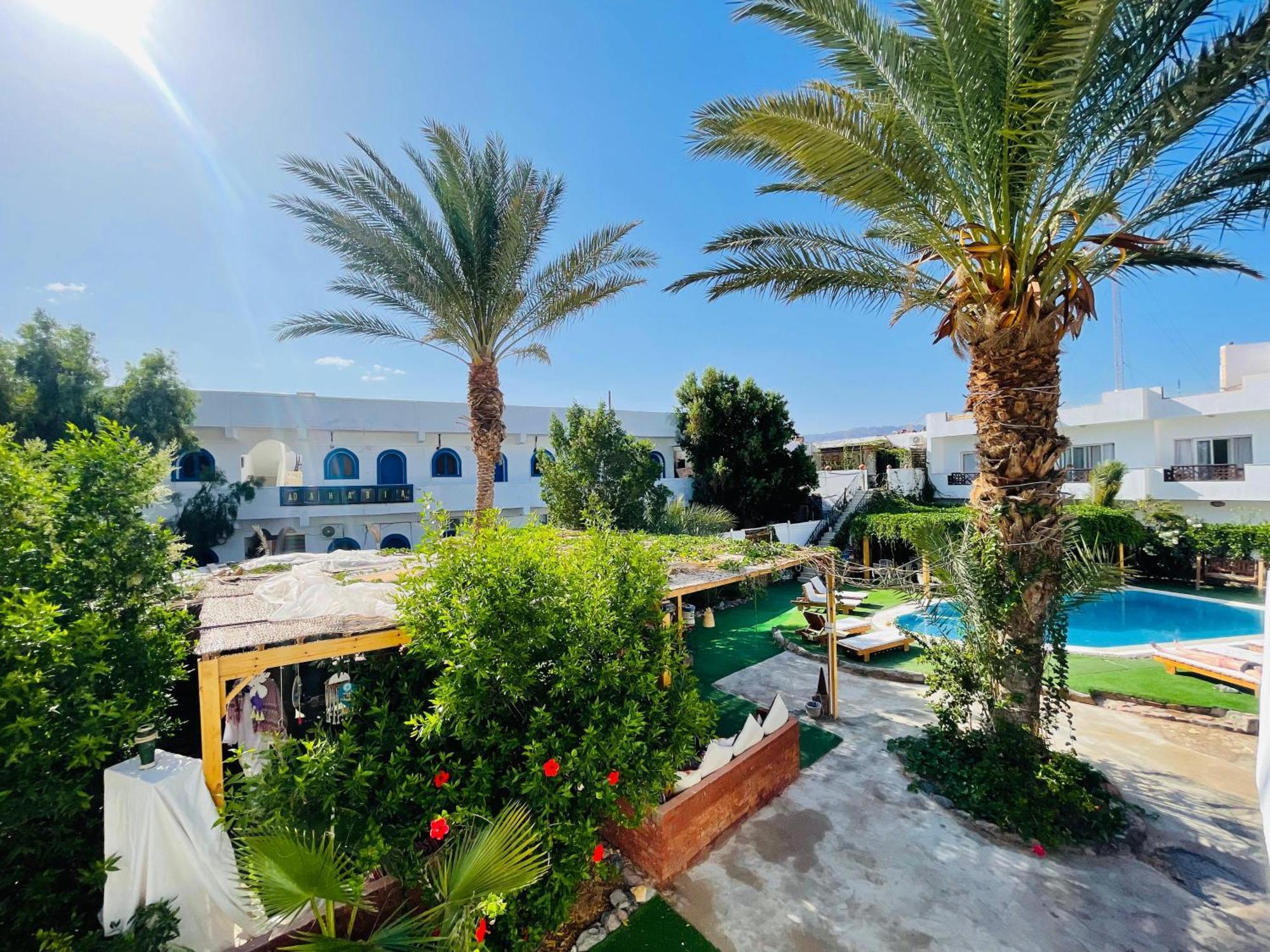 Club Red Dahab Motel Exteriör bild