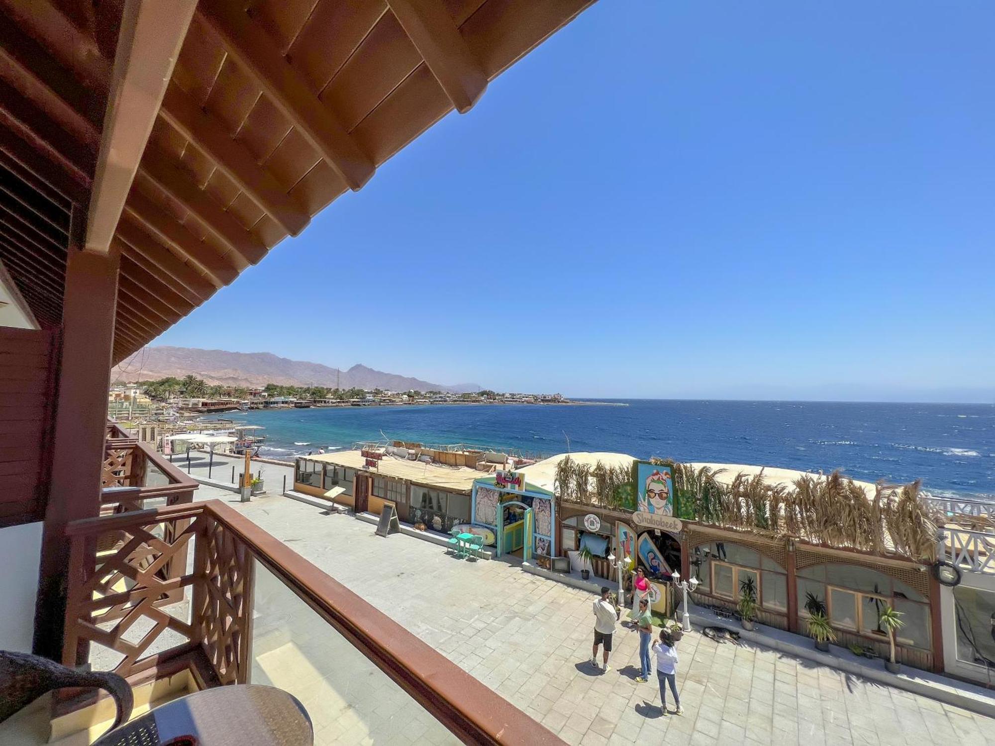 Club Red Dahab Motel Exteriör bild