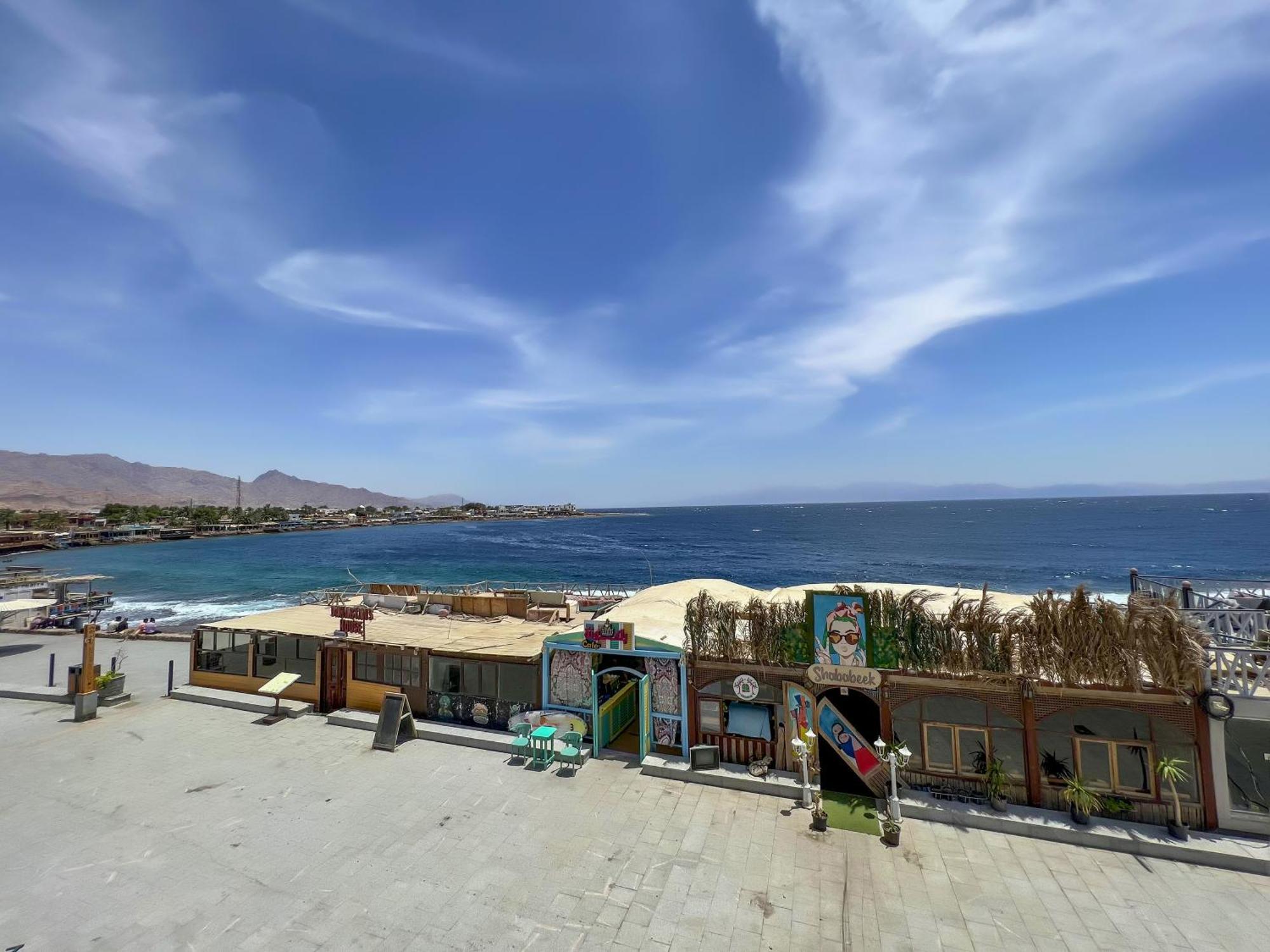 Club Red Dahab Motel Exteriör bild